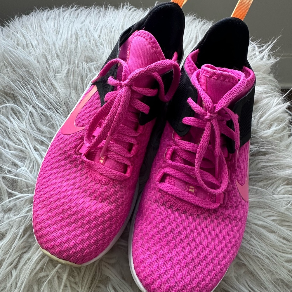 Nike Pink Sneakers